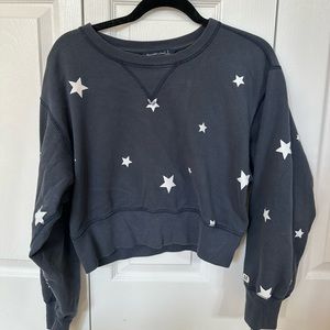 Abercrombie & Fitch star crew neck
